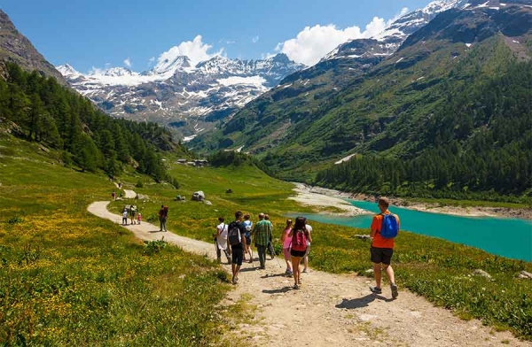 Trekking: la salute passo dopo passo